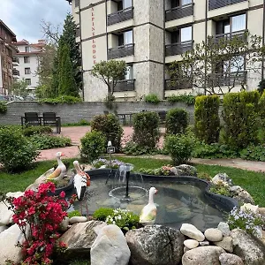 https://alpine-lodge-apartments.hotels-bansko.info